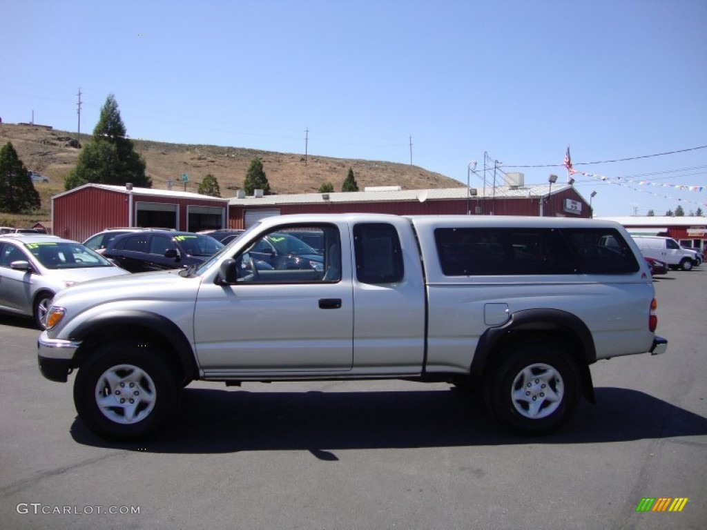 2003 Tacoma V6 Xtracab 4x4 - Lunar Mist Silver Metallic / Charcoal photo #4