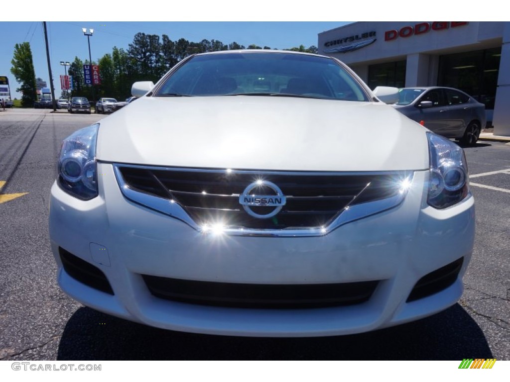 2013 Altima 2.5 S Coupe - Pearl White / Charcoal photo #2