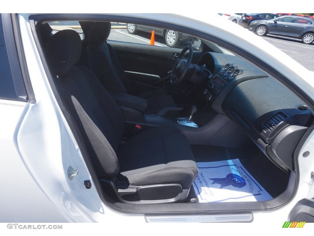 2013 Altima 2.5 S Coupe - Pearl White / Charcoal photo #14