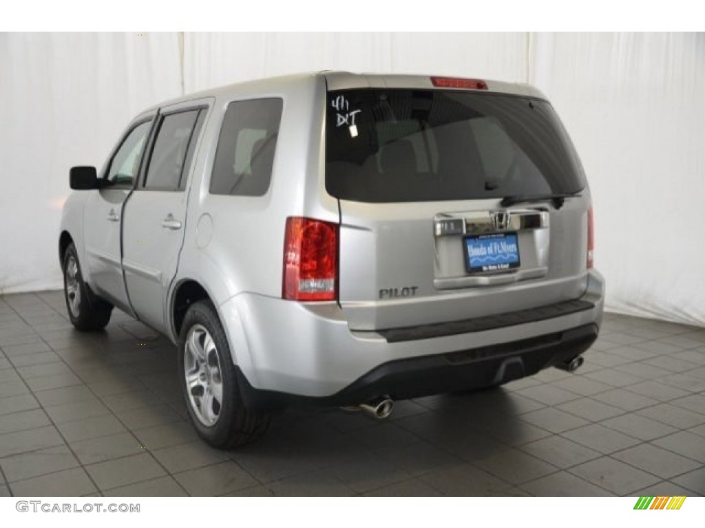 2015 Pilot EX-L - Alabaster Silver Metallic / Gray photo #5