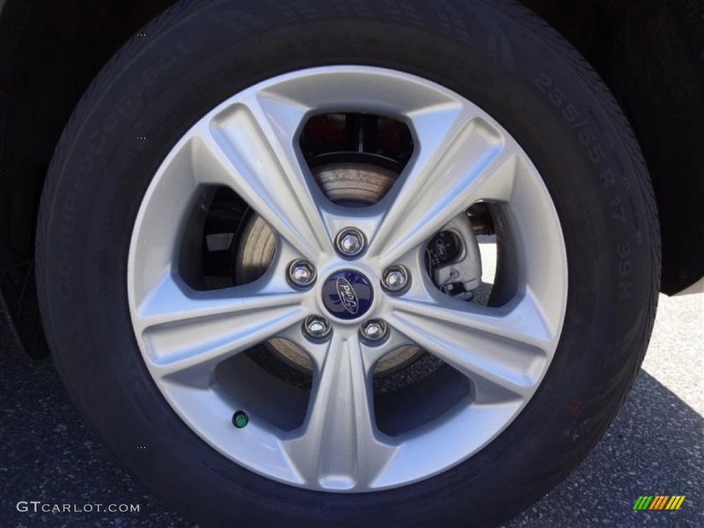 2015 Ford Escape SE Wheel Photos