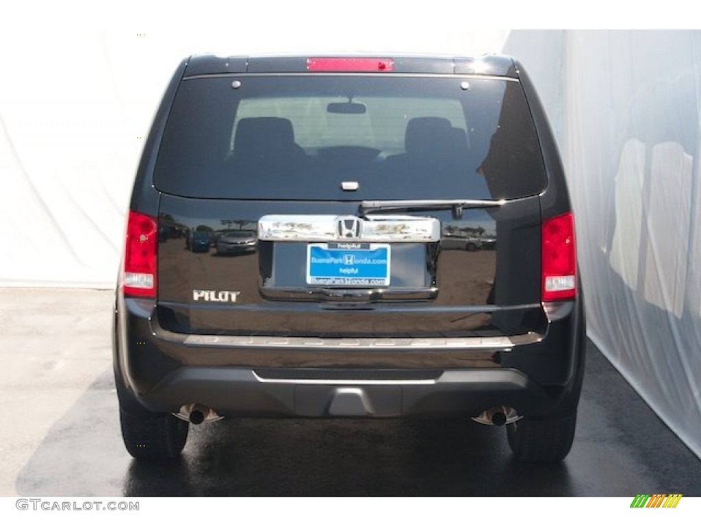 2015 Pilot LX - Crystal Black Pearl / Gray photo #6