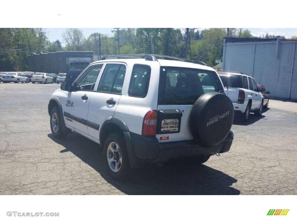 2002 Tracker ZR2 4WD Hard Top - White / Medium Gray photo #3