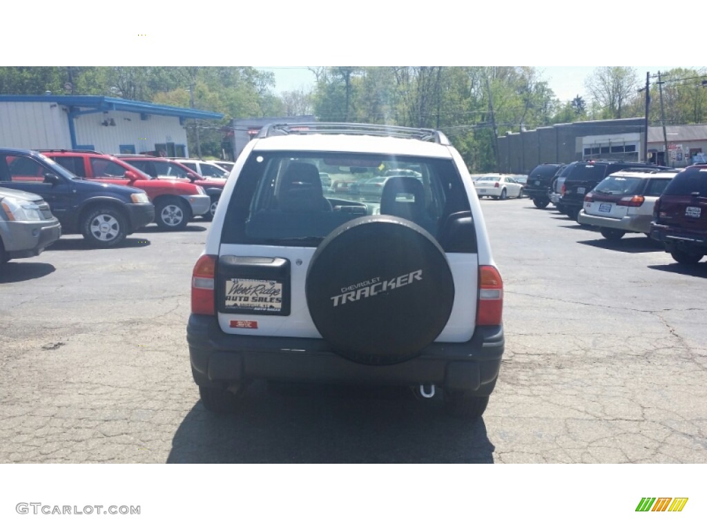 2002 Tracker ZR2 4WD Hard Top - White / Medium Gray photo #4