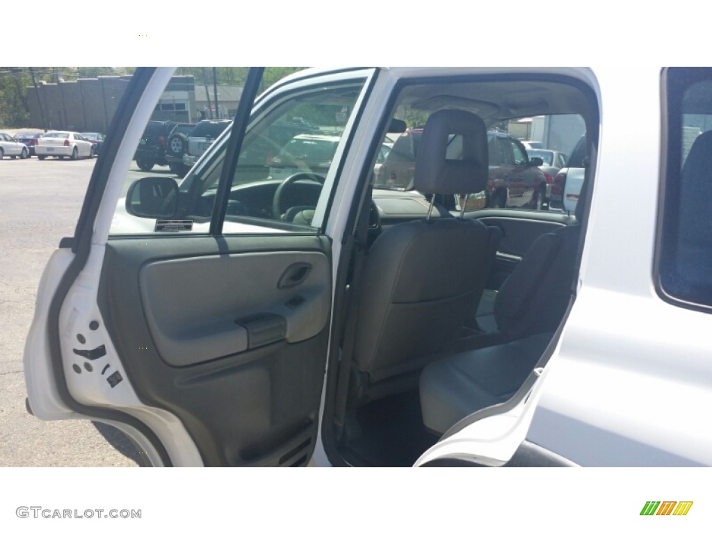 2002 Tracker ZR2 4WD Hard Top - White / Medium Gray photo #17