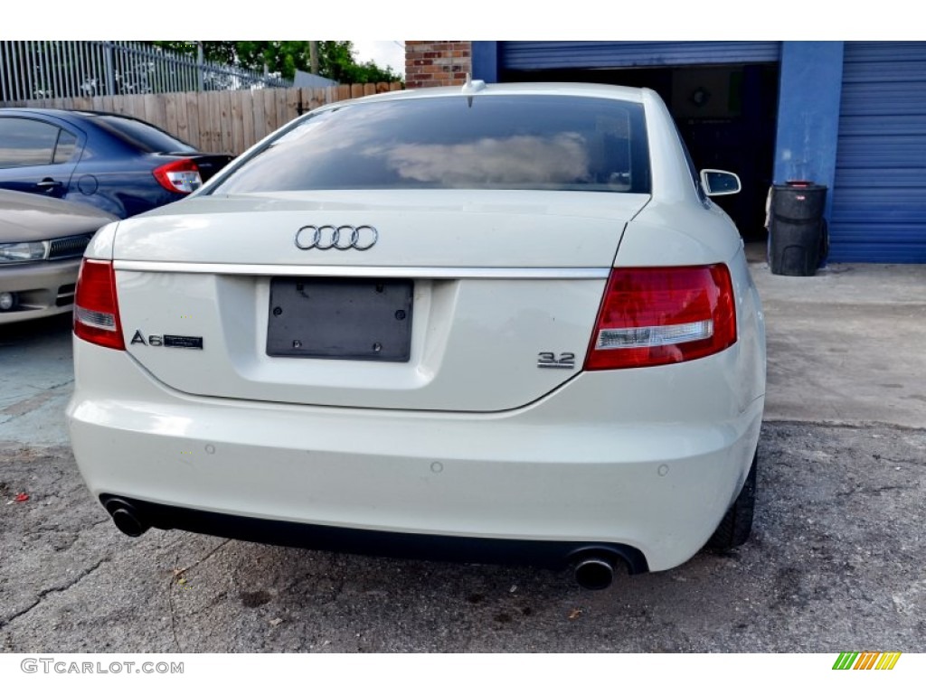 2005 A6 3.2 quattro Sedan - Arctic White / Beige photo #3