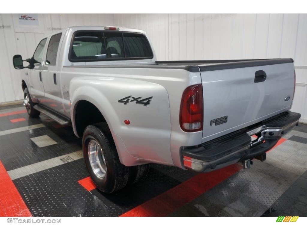 2001 F350 Super Duty XLT Crew Cab 4x4 - Silver Metallic / Medium Graphite photo #10