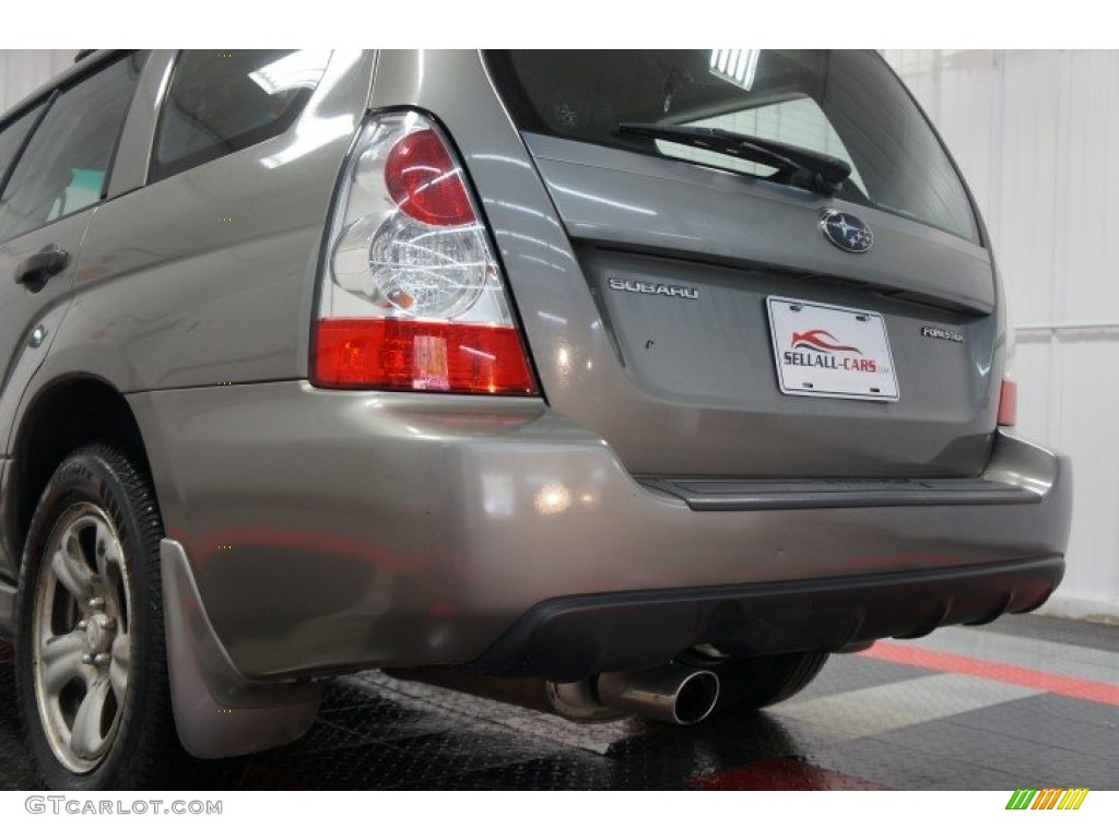 2006 Forester 2.5 X - Steel Gray Metallic / Graphite Gray photo #50
