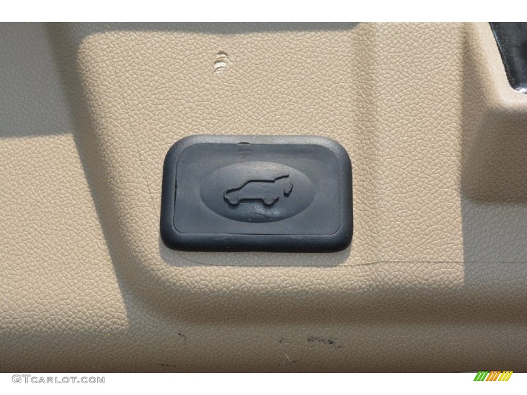 2010 Enclave CX - White Diamond Tricoat / Cashmere/Cocoa photo #15