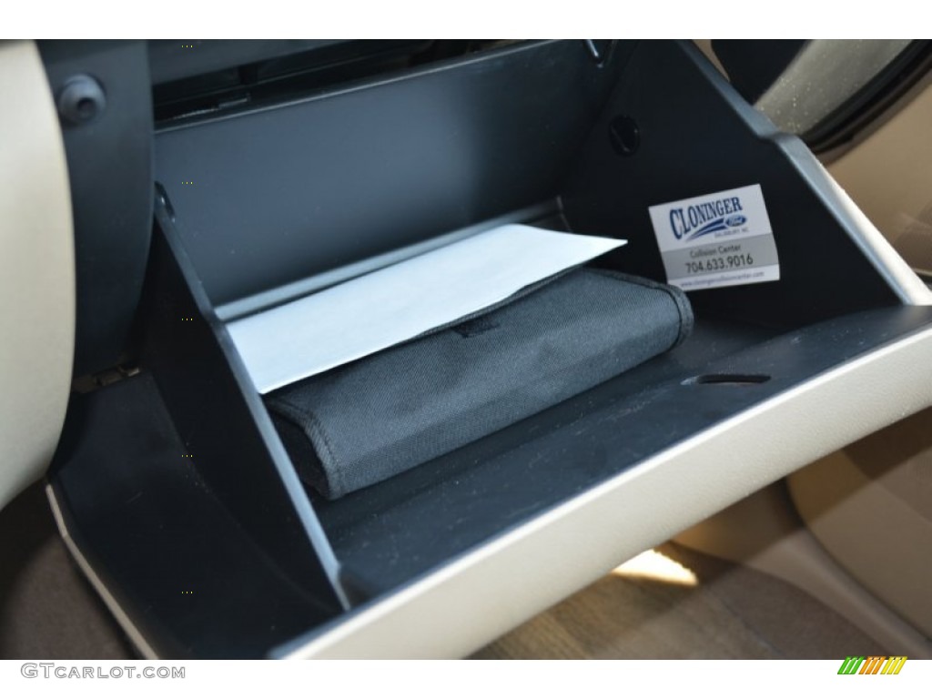 2010 Enclave CX - White Diamond Tricoat / Cashmere/Cocoa photo #28