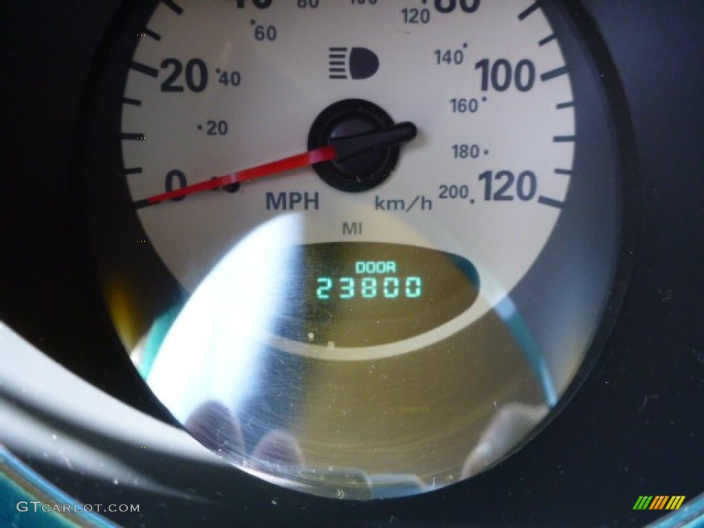 2004 PT Cruiser Touring - Seamist Green Metallic / Dark Slate Gray photo #19