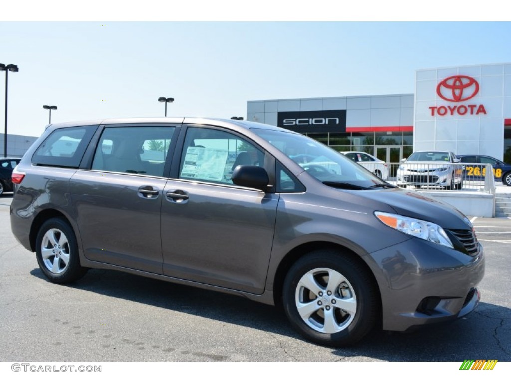 2015 Sienna L - Predawn Gray Mica / Ash photo #1