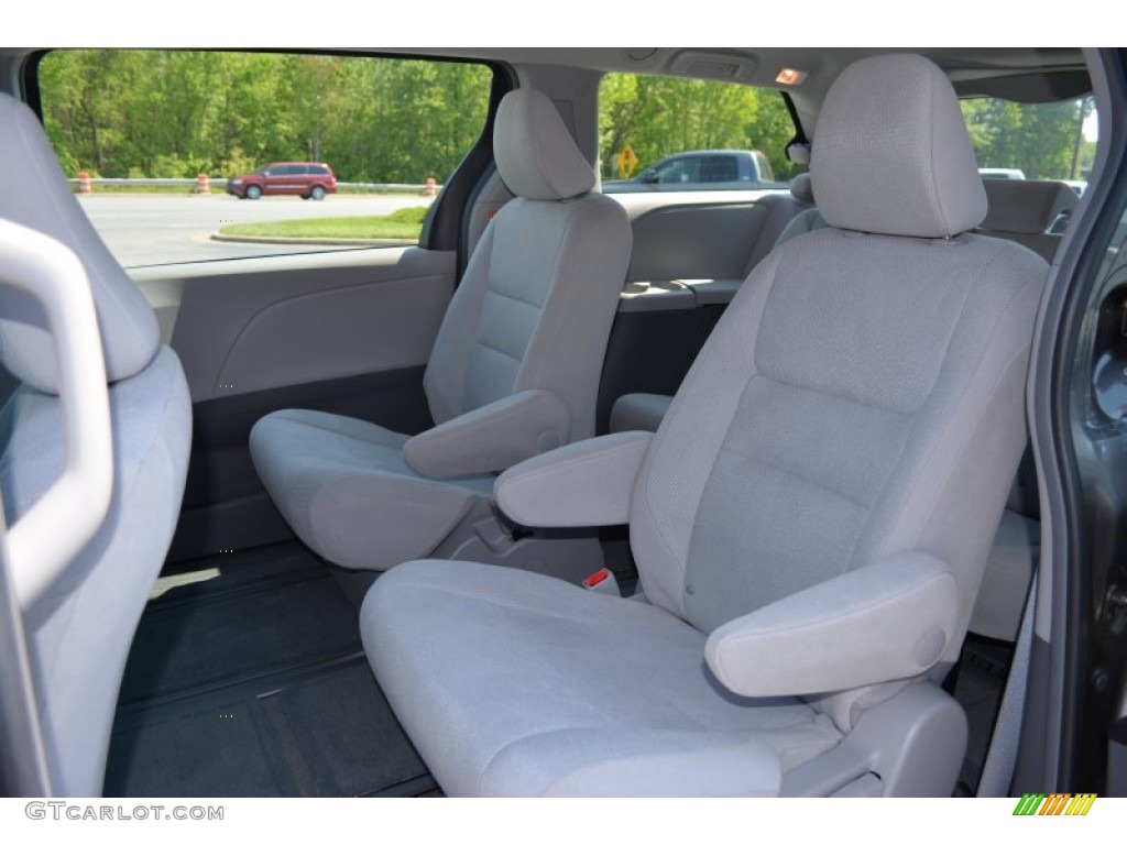 2015 Toyota Sienna L Rear Seat Photos