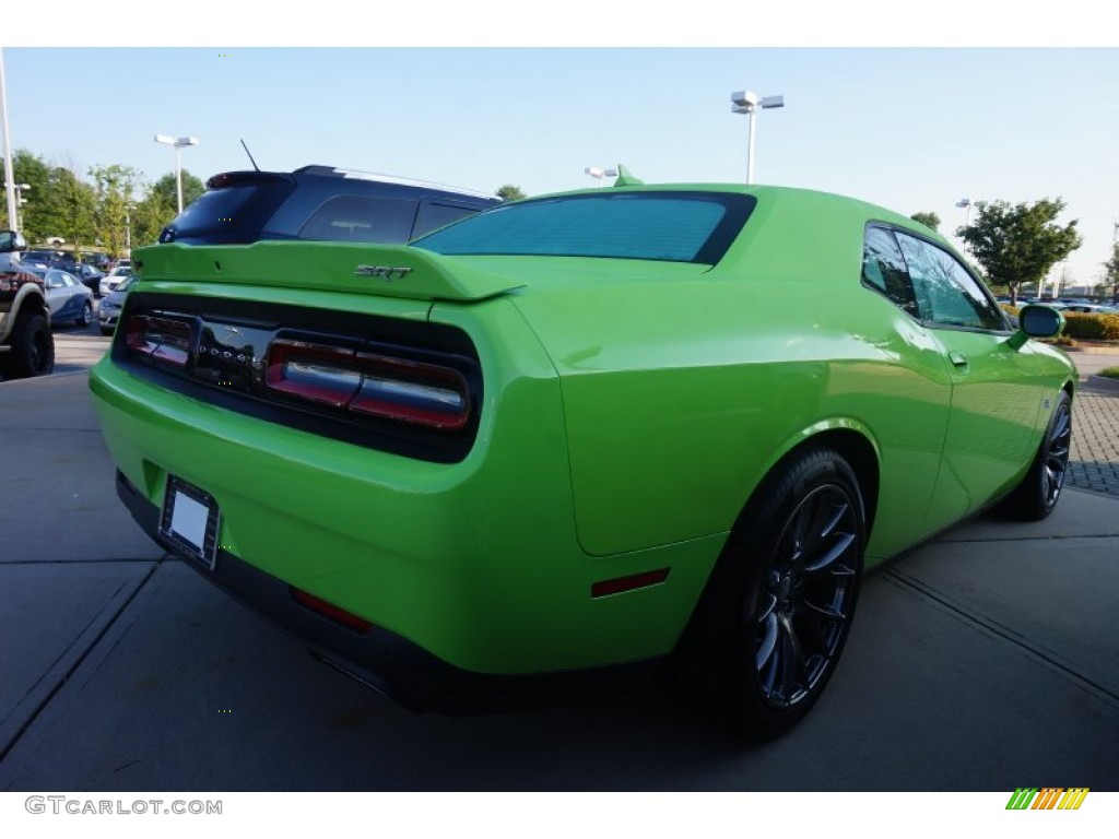 2015 Challenger SRT 392 - Sublime Green Pearl / Black photo #3