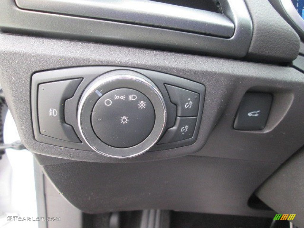 2016 Ford Fusion Titanium Controls Photo #103675536