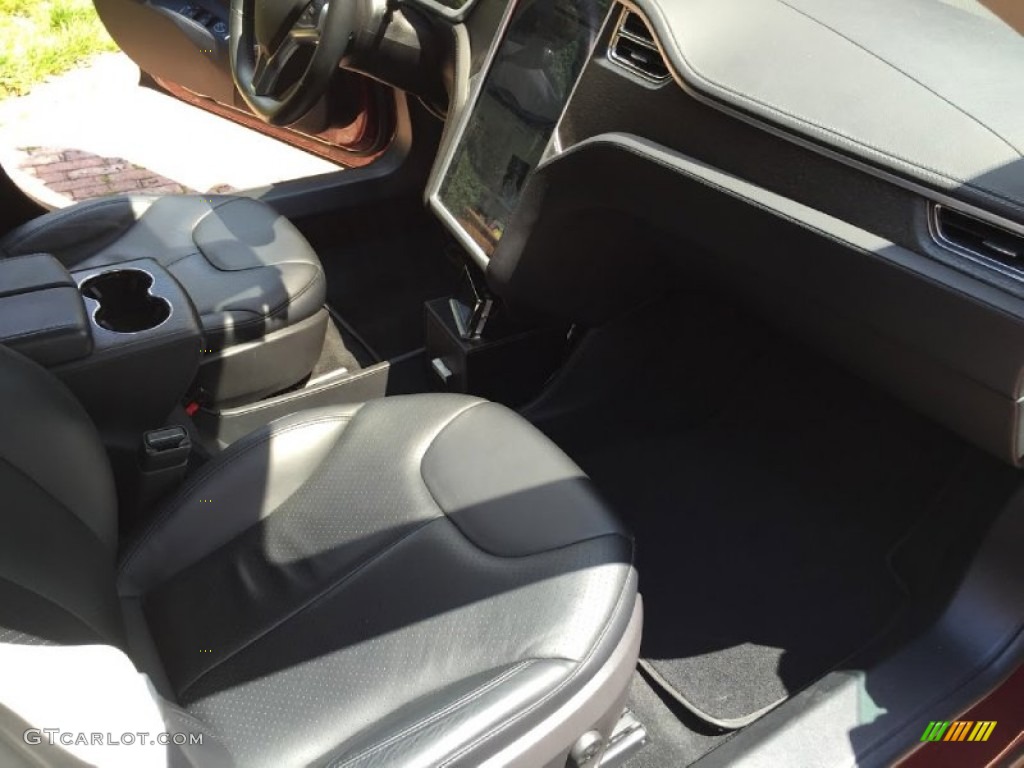 2012 Model S  - Signature Red / Black photo #4