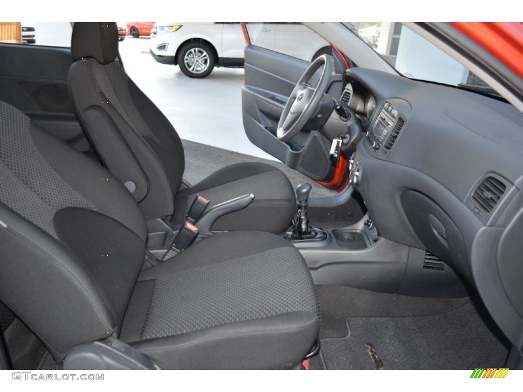 2010 Accent GS 3 Door - Tango Red / Gray photo #15