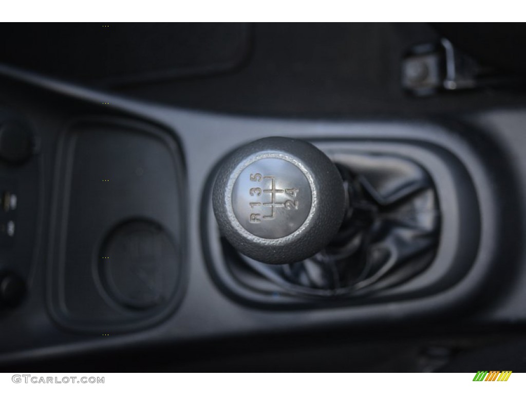 2010 Accent GS 3 Door - Tango Red / Gray photo #19
