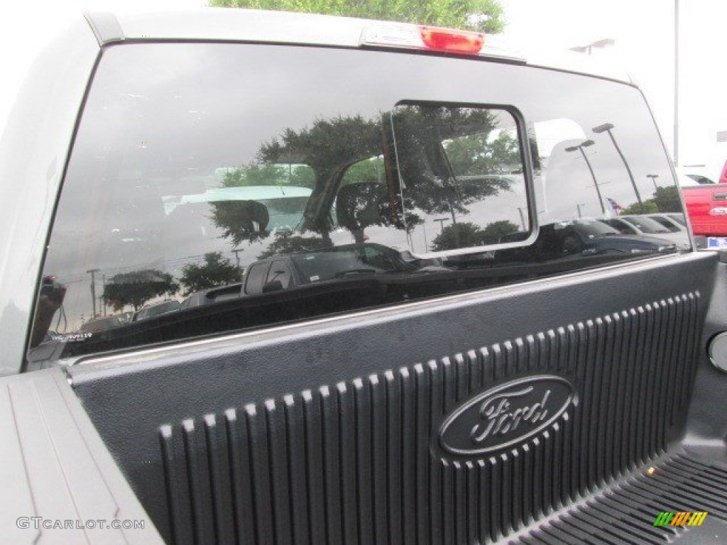 2015 F150 XLT SuperCrew - Magnetic Metallic / Medium Earth Gray photo #16