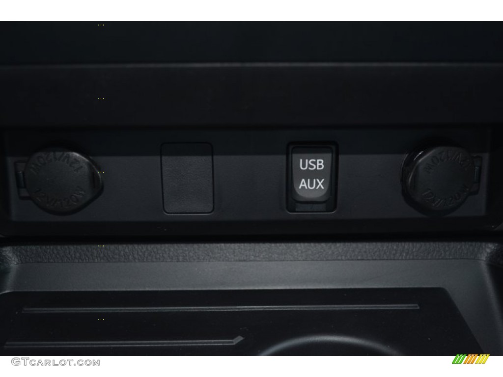 2015 Tundra Limited CrewMax - Silver Sky Metallic / Black photo #18