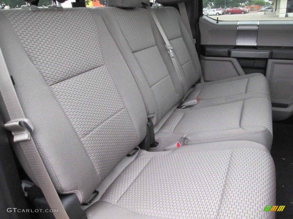 2015 F150 XLT SuperCrew - Magnetic Metallic / Medium Earth Gray photo #22