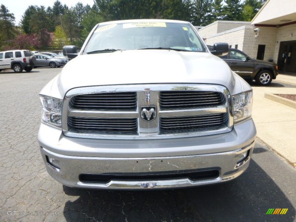 2012 Ram 1500 SLT Crew Cab 4x4 - Bright Silver Metallic / Dark Slate Gray/Medium Graystone photo #4
