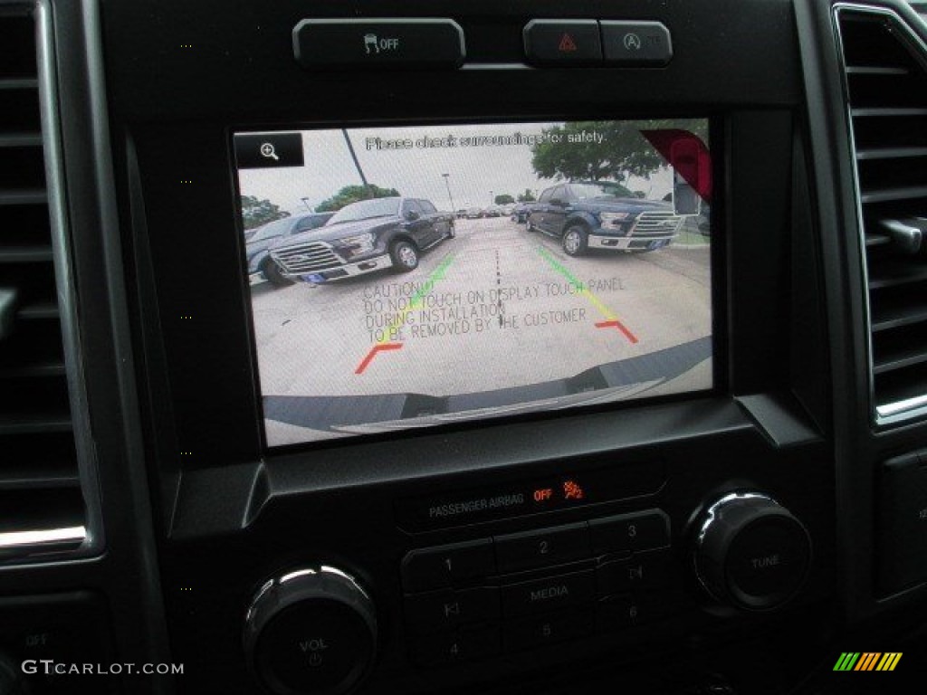 2015 F150 XLT SuperCrew - Magnetic Metallic / Medium Earth Gray photo #39