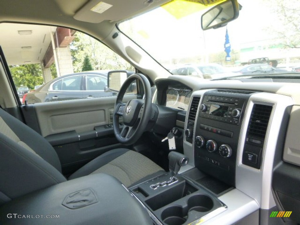 2012 Ram 1500 SLT Crew Cab 4x4 - Bright Silver Metallic / Dark Slate Gray/Medium Graystone photo #13