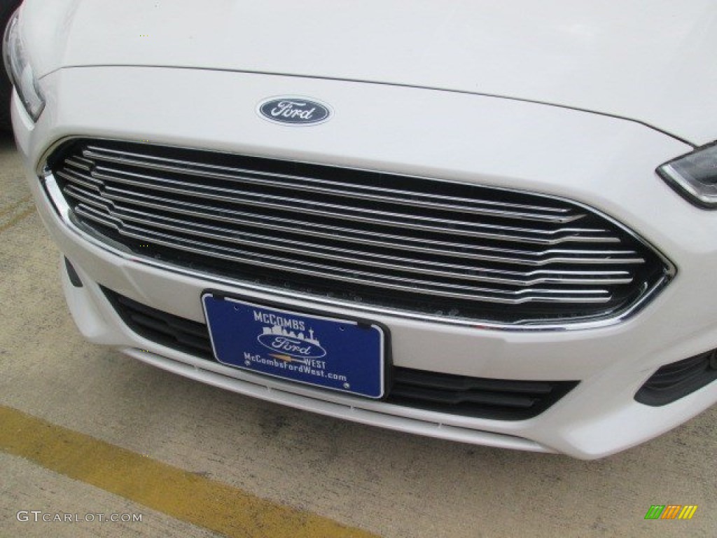 2015 Fusion SE - White Platinum Metallic / Charcoal Black photo #3