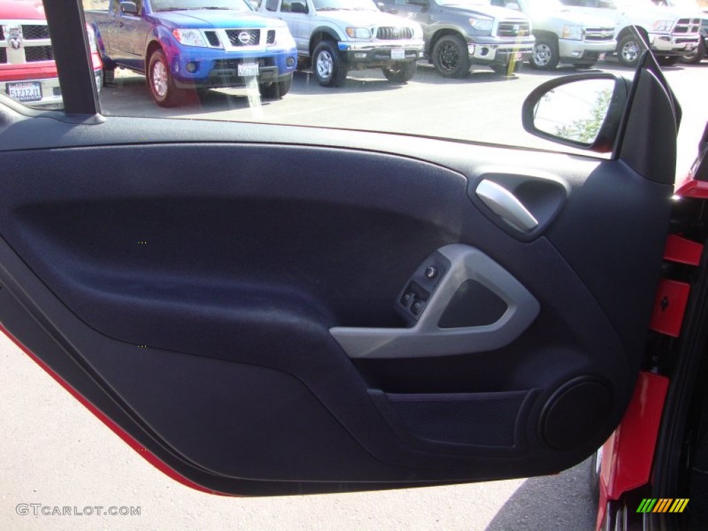 2012 fortwo passion coupe - Rally Red / Design Black photo #9