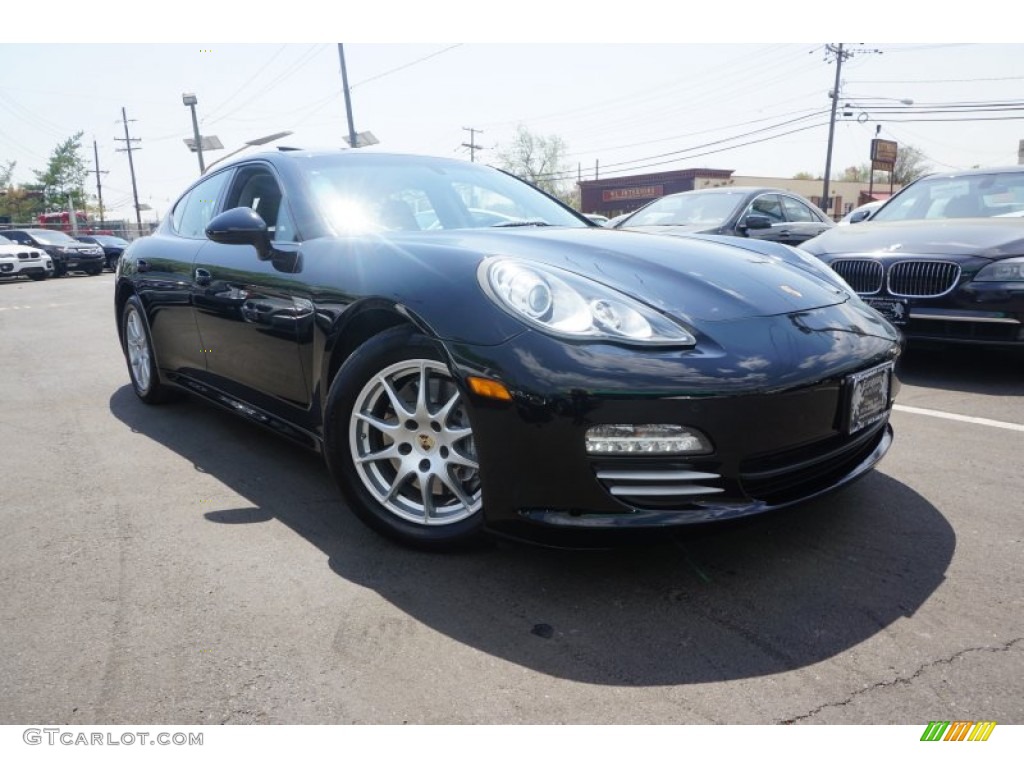 2012 Panamera 4 - Amethyst Metallic / Black photo #2