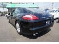 Amethyst Metallic - Panamera 4 Photo No. 3