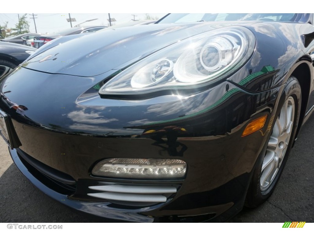 2012 Panamera 4 - Amethyst Metallic / Black photo #38