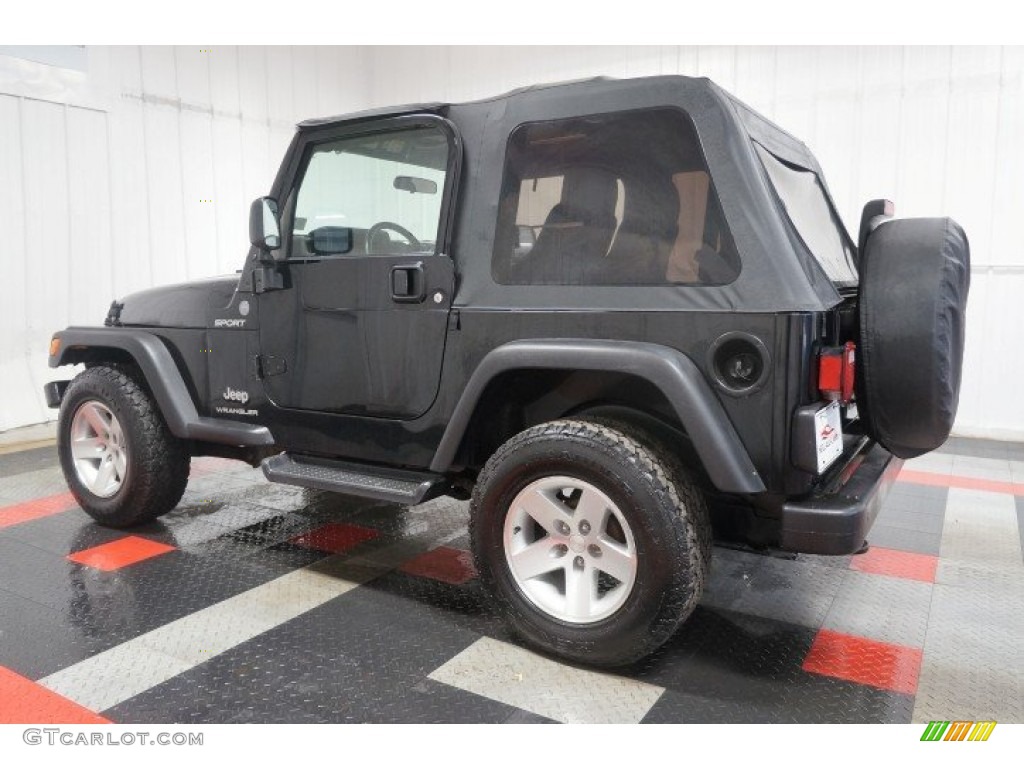 2004 Wrangler Sport 4x4 - Black / Dark Slate Gray photo #11