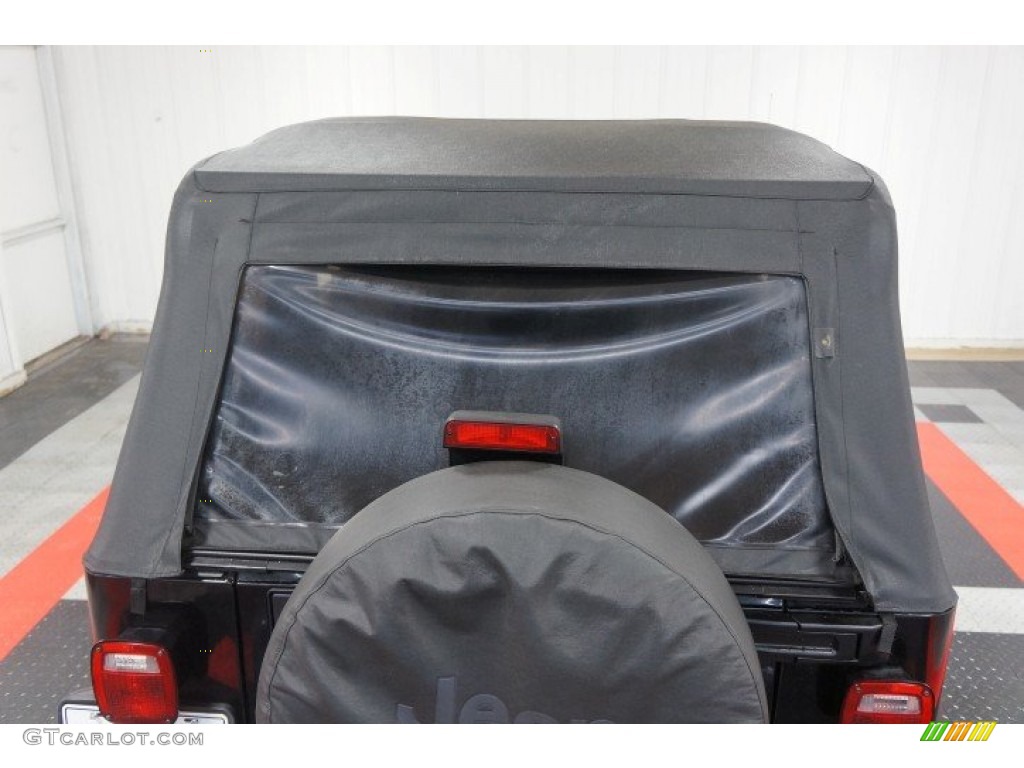 2004 Wrangler Sport 4x4 - Black / Dark Slate Gray photo #53