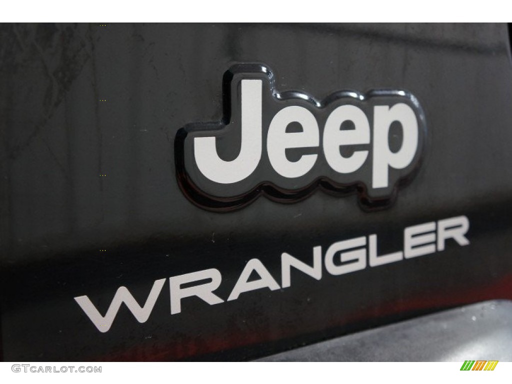2004 Wrangler Sport 4x4 - Black / Dark Slate Gray photo #56