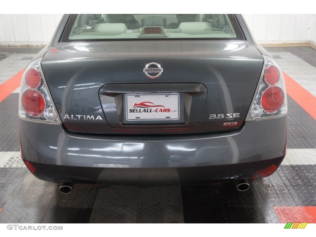 2006 Altima 3.5 SE - Polished Pewter Metallic / Frost photo #50