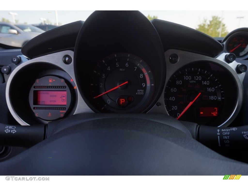 2015 Nissan 370Z Coupe Gauges Photo #103706010