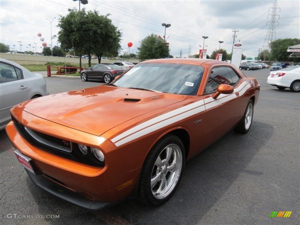 2011 Challenger R/T Classic - Toxic Orange Pearl / Dark Slate Gray photo #3