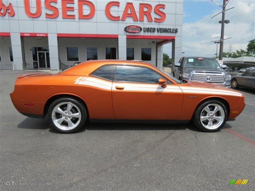 2011 Challenger R/T Classic - Toxic Orange Pearl / Dark Slate Gray photo #8