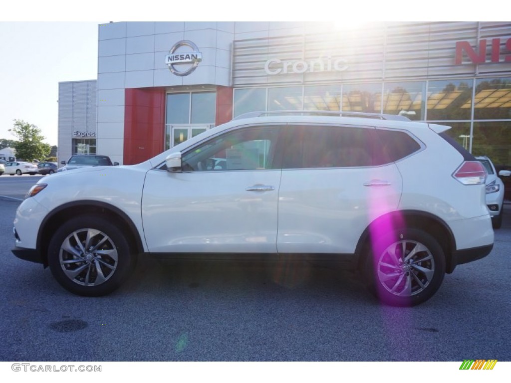 2015 Rogue SL AWD - Pearl White / Almond photo #2