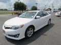 Super White - Camry SE Photo No. 3