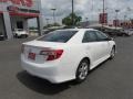 Super White - Camry SE Photo No. 7