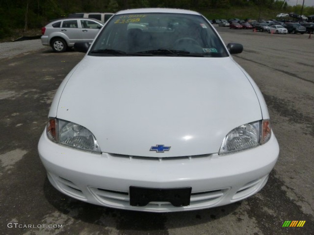 2002 Cavalier LS Sedan - Bright White / Graphite photo #6