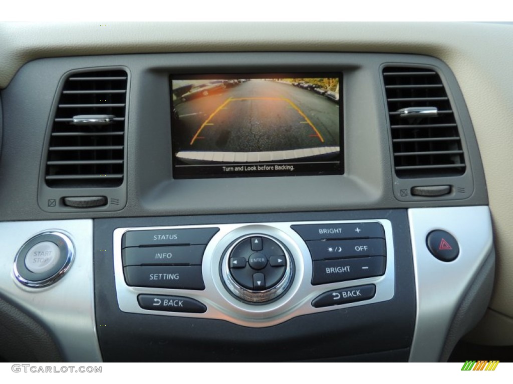 2010 Nissan Murano SL Controls Photo #103724453