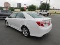 Super White - Camry SE Photo No. 5