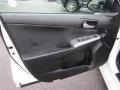 Super White - Camry SE Photo No. 11