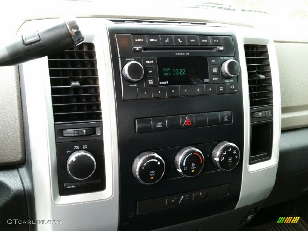 2011 Ram 2500 HD SLT Crew Cab 4x4 - Bright Silver Metallic / Dark Slate/Medium Graystone photo #20