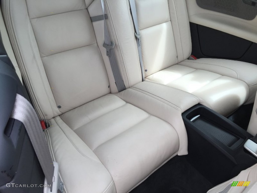 2011 C70 T5 - Black / Soverign Hide Calcite Leather/Off Black photo #10