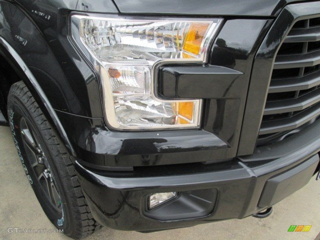 2015 F150 XLT SuperCrew 4x4 - Tuxedo Black Metallic / Black photo #3